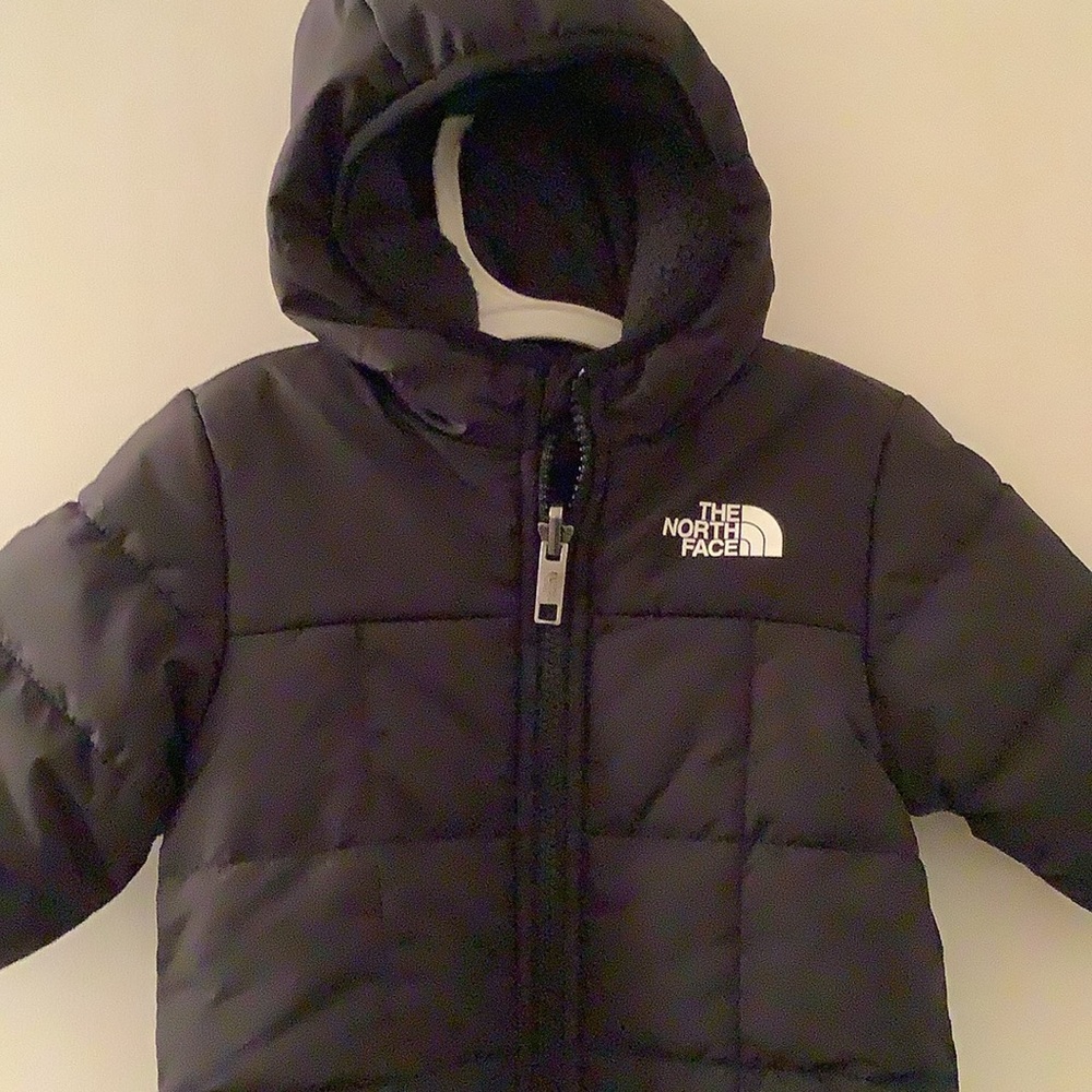 The North Face Reversible Jacket 0-3 M NWOT